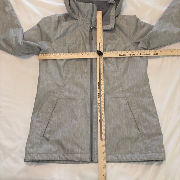 The North Face‎ Light Gray DryVent Hooded Jacket Size Medium - Picture 11 of 12